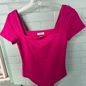 Aritzia Babaton Magenta Square Neck Bodysuit